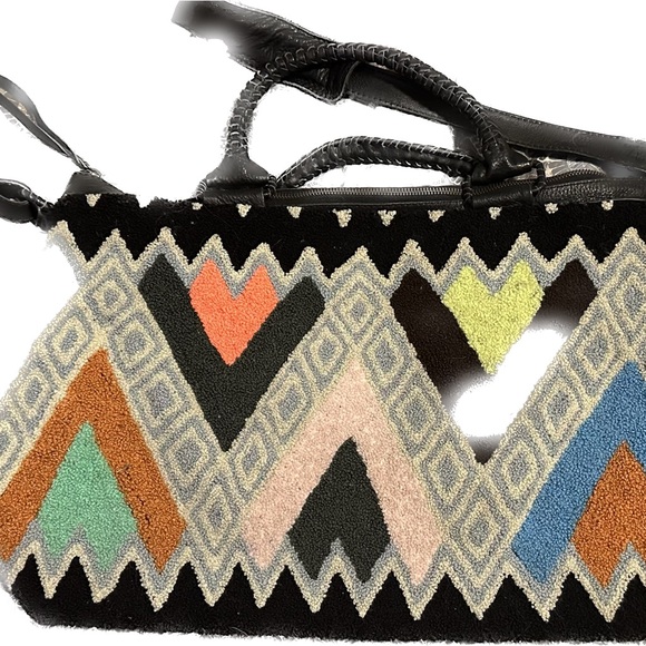 Neon Cleobella Weekender - Picture 4 of 6